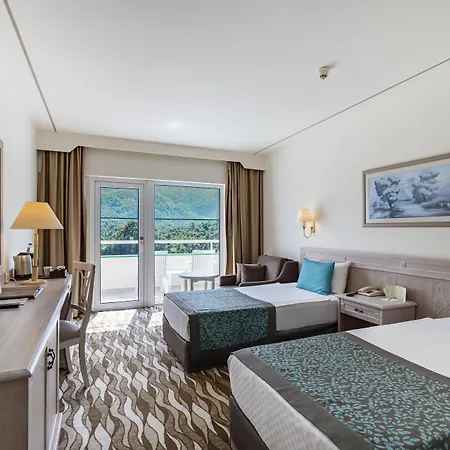 Miarosa Ghazal Kemer