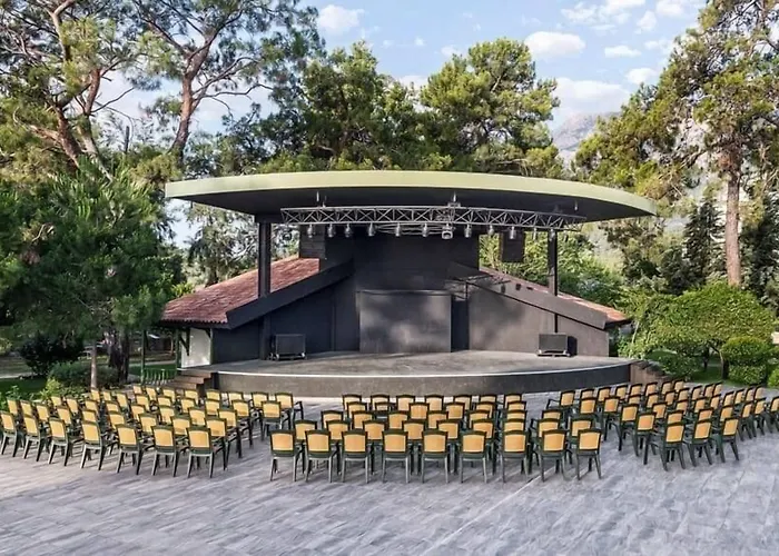 Hotel Miarosa Ghazal 5*